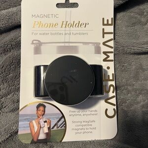 Case-Mate MagSafe Water Bottle Phone Holder